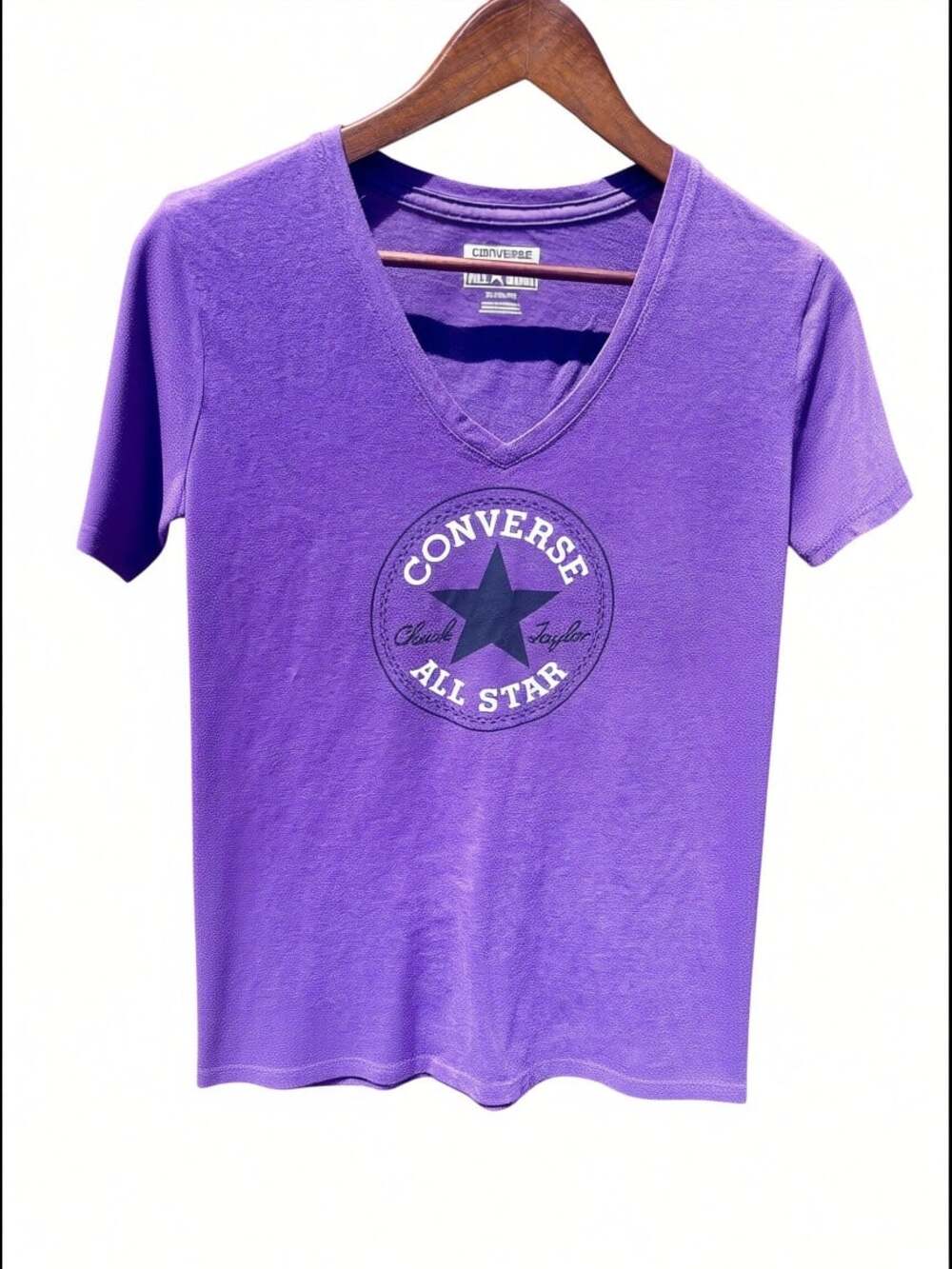 Converse Vintage Style All Star Chuck Taylor Purple V-Neck Graphic T-Shirt XL